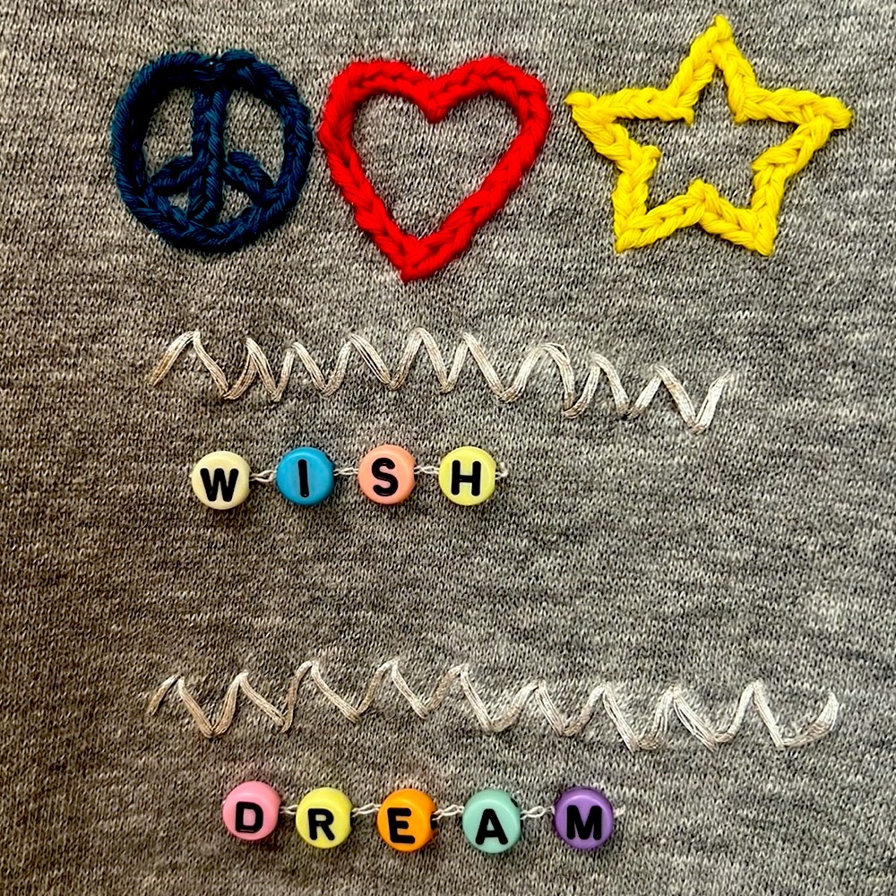 CHASER HAPPY PEACE Sweatshirt - Picture 3 of 13